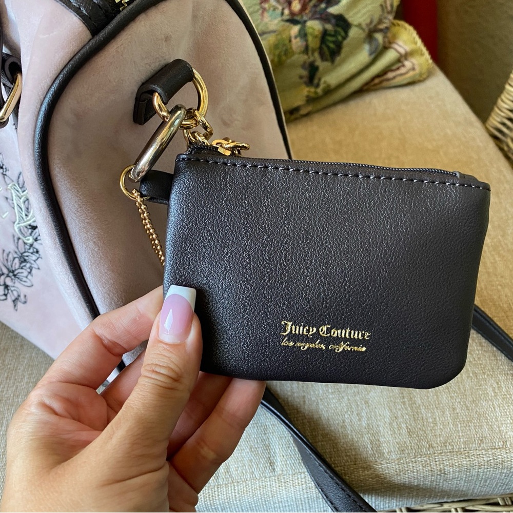 Juicy Couture Blush Boston Bag - Picture 2 of 6